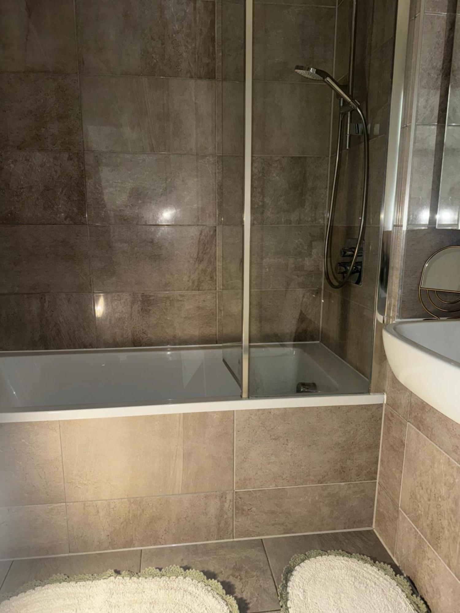 Luxury Entire 1 Bed Flat, Excel, Airport, Custom House
